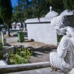 Θεσσαλονίκη: «Μόνη της χτύπησε, θέλει ψυχίατρο» λέει ο 60χρονος που καταδικάστηκε για την επίθεση με σταυρό στη νύφη του στο νεκροταφείο